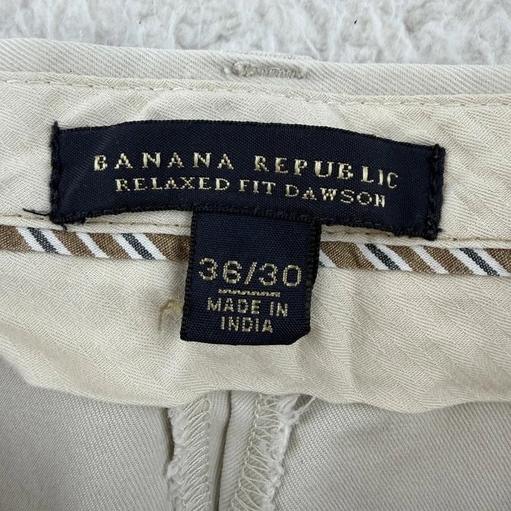 Banana Republic Chino Pants Mens 36x27 Beige Relaxed Fit Dawson 414893-00